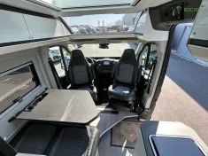 Bild 12 Adria Twin Supreme 640 SLB Wechslerichter
