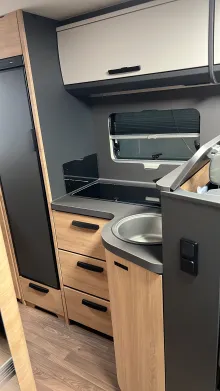 Küchen Knaus L!VE TI 700 MEG Care Drive Advance