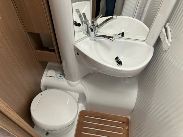 Fahrzeugbild Carado I 338 Edition 15 #19