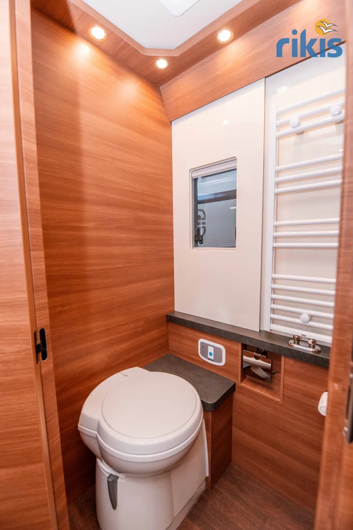 Fahrzeugbild Carthago chic c-line xl I 5.9 XL LE #27
