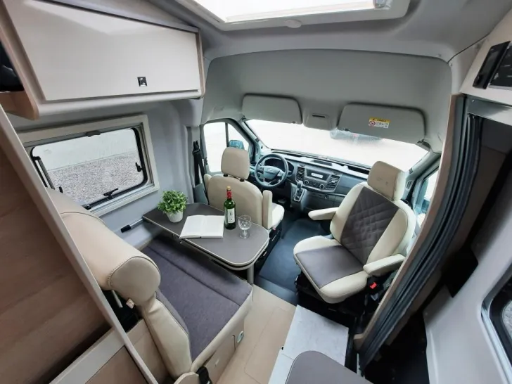 Fahrzeugbild Bürstner Lineo C 590 #10