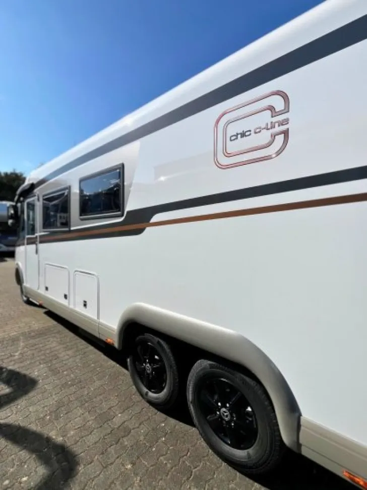 Fahrzeugbild Carthago chic c-line I 5.9 XL LE ohne Hubbett AKTIONSMODELL #4