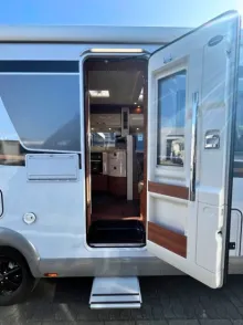 Fahrzeugbild Carthago chic c-line I 5.9 XL LE ohne Hubbett AKTIONSMODELL #5