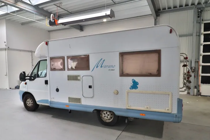 Fahrzeugbild Bürstner T 580 Marano/Festbett/Solar/Markise/nur 5,99 m #4