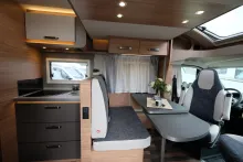 Fahrzeugbild Weinsberg CaraSuite 700 ME 140 PS Schalter #13