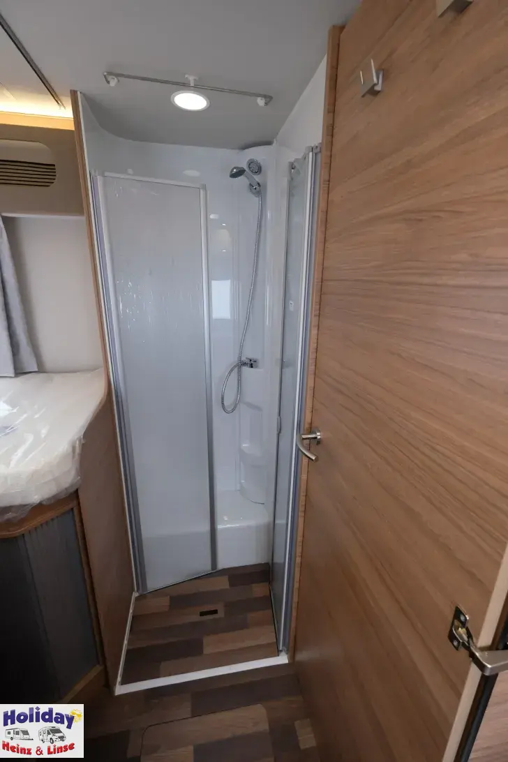 Fahrzeugbild Weinsberg CaraSuite 700 ME 140 PS Schalter #20