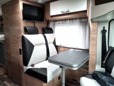 Bild 11 Weinsberg CaraCompact EDITION PEPPER 600 MEG Sitzheizung für Fahrerhaussitze