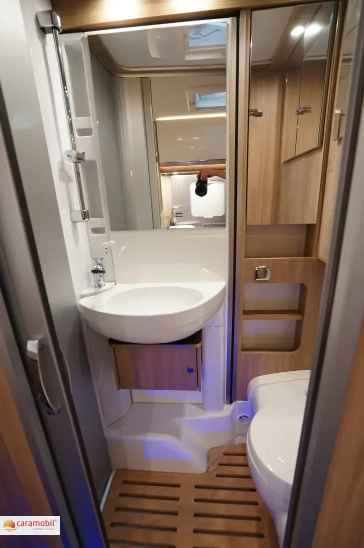 Fahrzeugbild Laika Ecovip H 2109 RFK/Navi/Markise/Solar/SAT #10