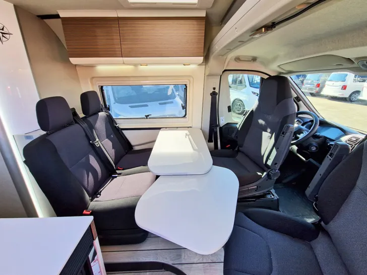 Fahrzeugbild Westfalia Columbus 600 D 140 PS Automatik Automatik*Solar #4