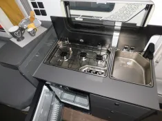 Bild 12 Fendt Apero 465 TG Auflastung, Einzelbettauszug