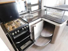 Fahrzeugbild Hobby Prestige 720 WQC ALDE, Dachklima, DuoControl, TV #10