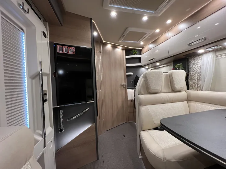 Fahrzeugbild Carthago C2-tourer I 147 RB LE L Mercedes (269) #17