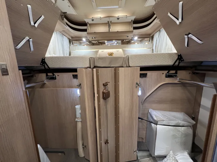 Fahrzeugbild Carthago C2-tourer I 147 RB LE L Mercedes (269) #27
