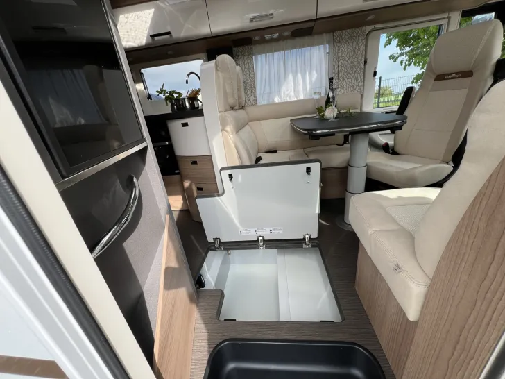 Fahrzeugbild Carthago C2-tourer I 147 RB LE L Mercedes (269) #30