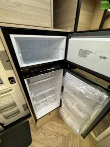 Fahrzeugbild Challenger Teilintegriert 250 Etape Edition Markise Solar #16