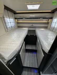 Fahrzeugbild Roller Team Kronos 284 TL Einzelbetten LED Fiat Solar #19