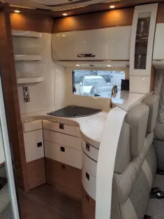 Bild 11 Carthago C-LINE I 4.9 LE MB