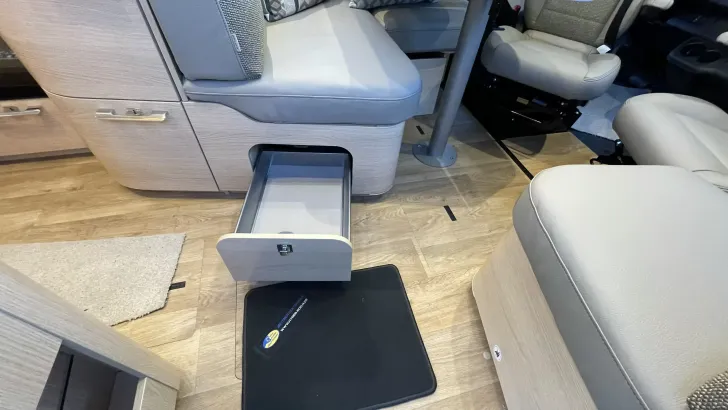 Fahrzeugbild Hymer B-Klasse MC I 680 #16