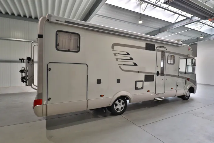 Fahrzeugbild Hymer B680StarLine/Automatik/Einzelbetten/Top-Fahrzeug #5
