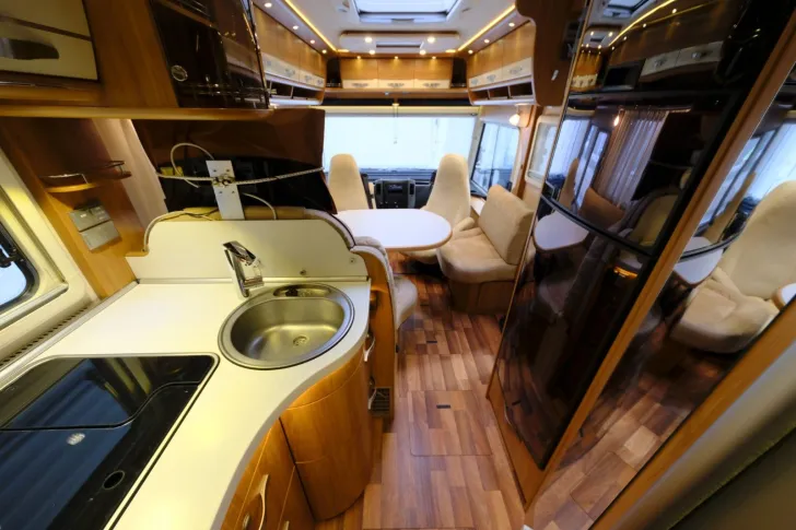 Fahrzeugbild Hymer B680StarLine/Automatik/Einzelbetten/Top-Fahrzeug #13