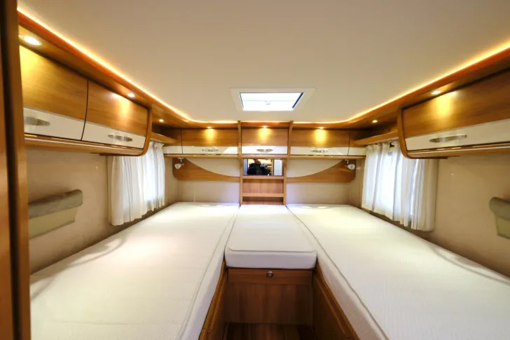 Fahrzeugbild Hymer B680StarLine/Automatik/Einzelbetten/Top-Fahrzeug #17