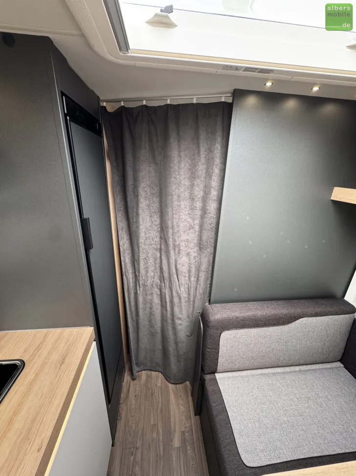 Fahrzeugbild Knaus Sport 500 KD 3er-Etagenbett 1800kg Dusche 2025 #28