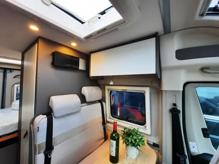 Fahrzeugbild LMC Innovan 540 #7