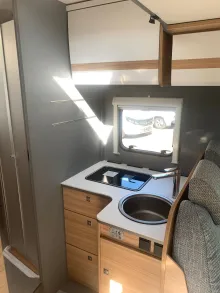 Fahrzeugbild Dethleffs Just 90 T 7052 DBM Doppelbett+Hubbett* #7