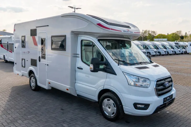 Fahrzeugbild Roller Team Kronos 234 TL *Mj.25*165PS*Hubbett*Solar*Ford #1