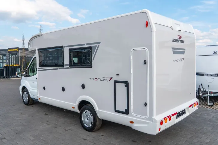 Fahrzeugbild Roller Team Kronos 234 TL *Mj.25*165PS*Hubbett*Solar*Ford #3