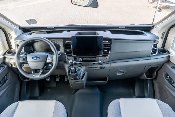 Fahrzeugbild Roller Team Kronos 234 TL *Mj.25*165PS*Hubbett*Solar*Ford #8