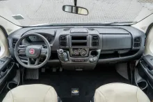 Fahrzeugbild Rimor Super Brig 95 Plus EINZELBETTEN+HUBBETT+RAHMENF #8