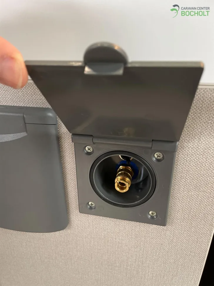 Fahrzeugbild Bürstner Playa Limited C500 Automatik / Anhängerkupplung #7