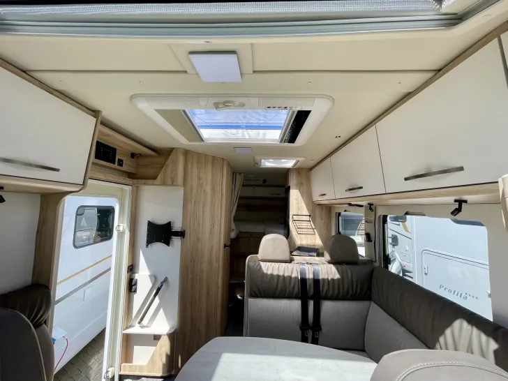 Fahrzeugbild Eura Mobil Profila T 695 EB Mondial Edition #6
