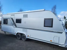 Bild 1 Knaus Sport 650 FDK Plus/Gas/Design Paket, Markise