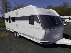 Bild 1 Hobby Excellent Edition 650 KMFe 2025 2200kg., Teppichboden