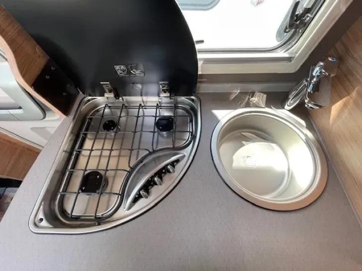 Fahrzeugbild Weinsberg CaraCompact 600 MEG EDITION [PEPPER] #6