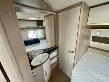 Fahrzeugbild Bürstner Premio 460 TS 3667 Euro SparHightlight #6