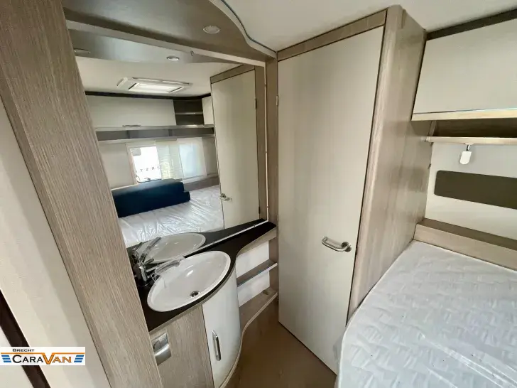 Fahrzeugbild Bürstner Premio 460 TS 3667 Euro SparHightlight #6