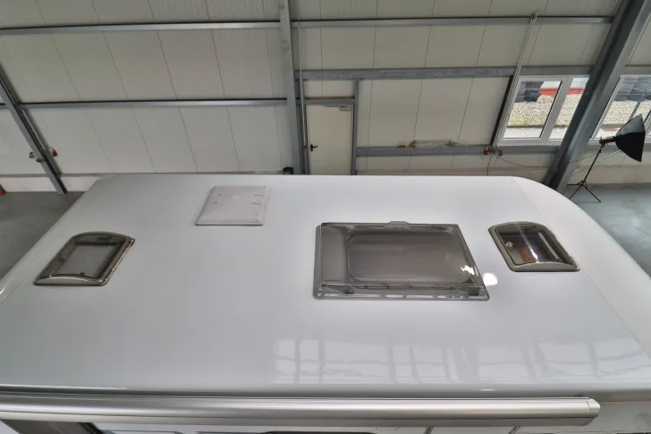 Fahrzeugbild Hymer B 504 Classic/1.Hand/Festbett+Hubbett/Markise #6
