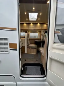 Fahrzeugbild Malibu T 450 RB LE Mercedes Lithium+Fahrassistenten #4
