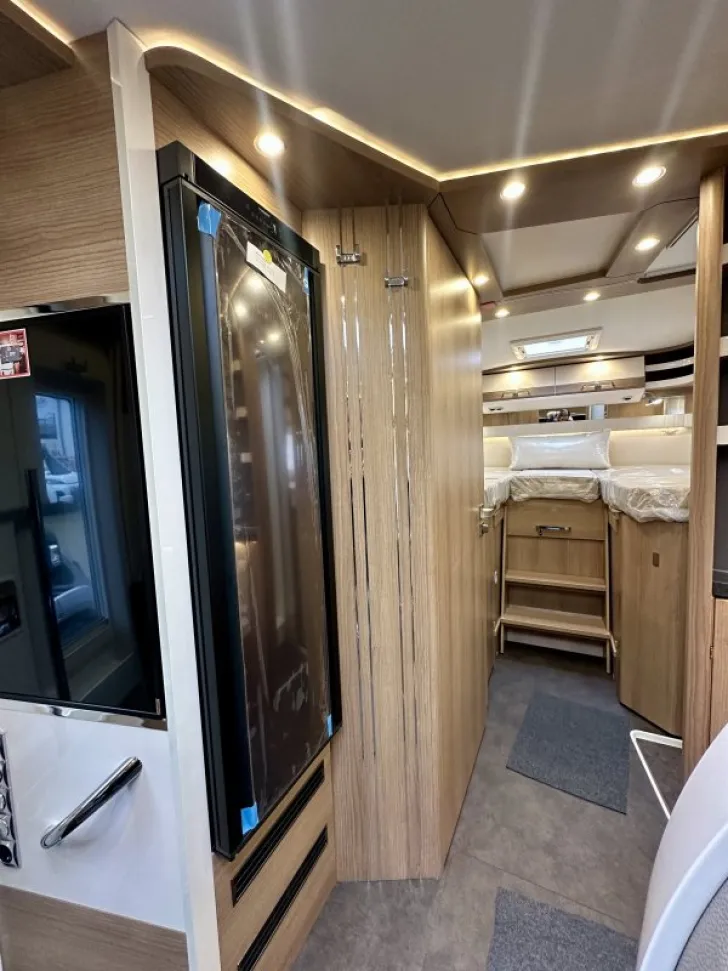 Fahrzeugbild Malibu T 450 RB LE Mercedes Lithium+Fahrassistenten #11