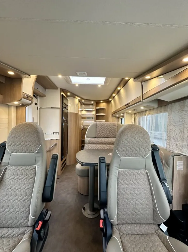 Fahrzeugbild Malibu I 490 RB LE Mercedes+Navi+Backofen #3