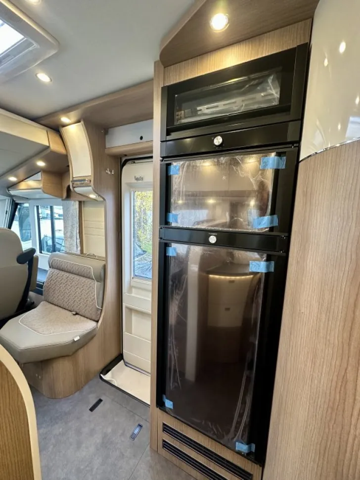 Fahrzeugbild Malibu I 490 RB LE Mercedes+Navi+Backofen #9