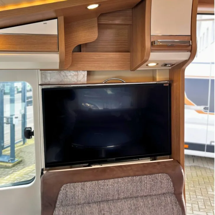 Fahrzeugbild Malibu I 490 RB LE Mercedes  Backofen+iNetX #11