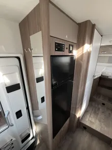 Fahrzeugbild Carado I 447 #8