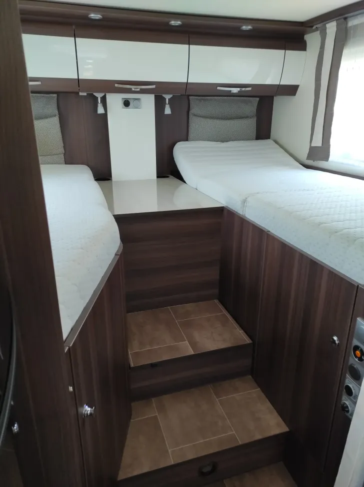 Fahrzeugbild Bürstner Nexxo T 690 G Fifty-Five #11