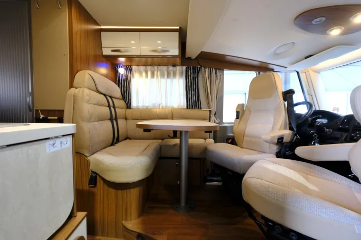 Fahrzeugbild Hymer Exsis I 578 Exprerience/Einzelbetten+Hubbett/TOP #9