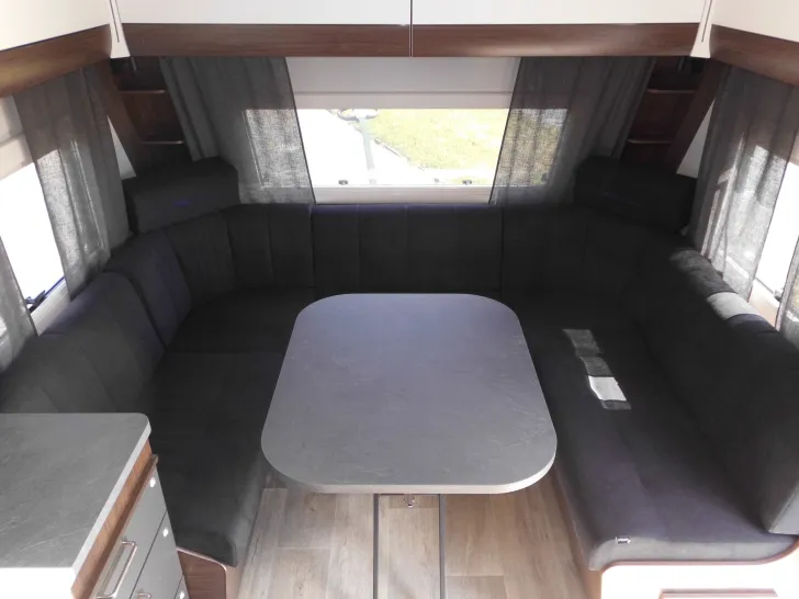 Fahrzeugbild Polar 590 FD Limited #7