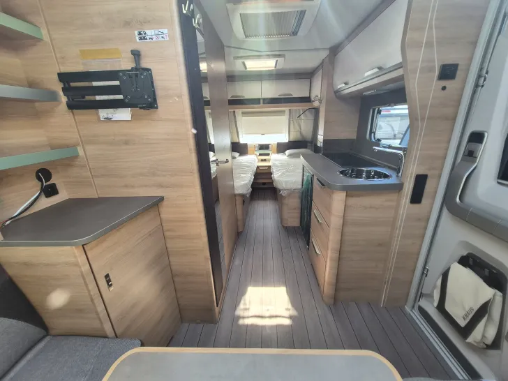 Fahrzeugbild Knaus Südwind 460 EU 60 Years #8